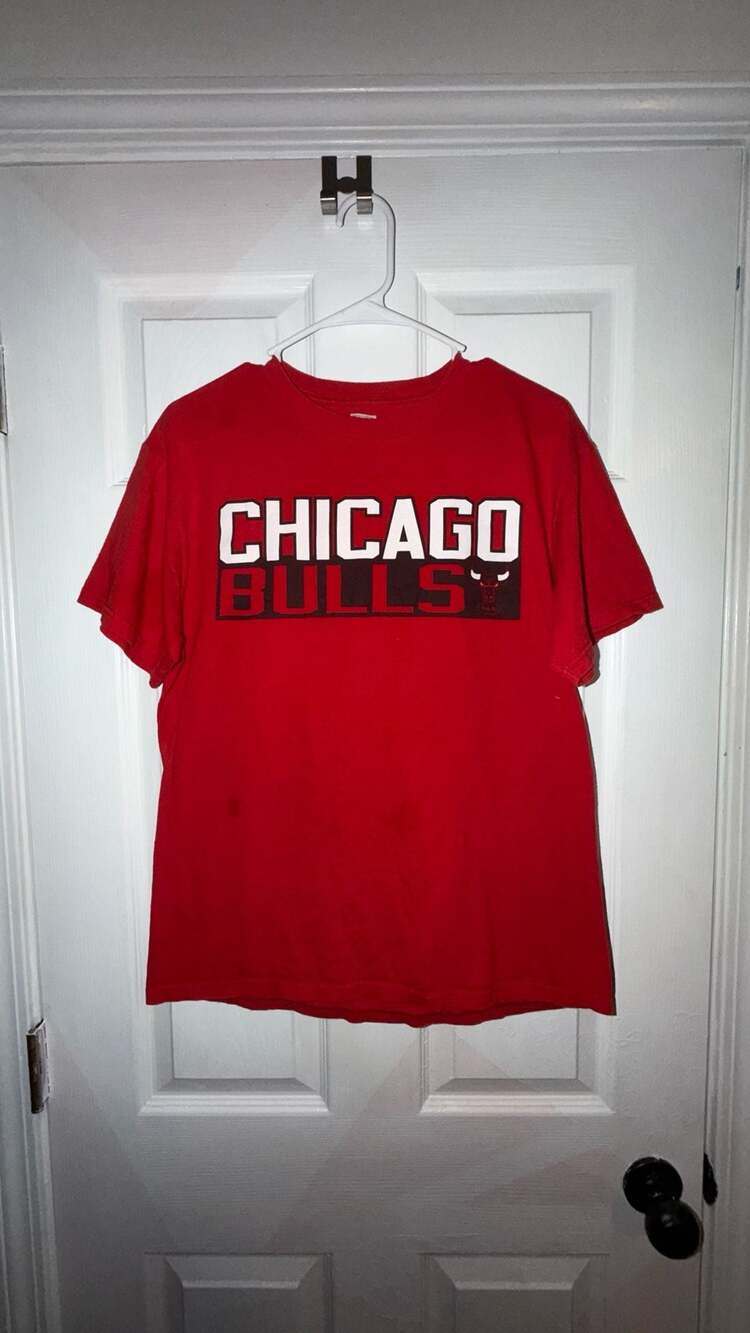 Majestic NBA Chicago Bulls Scottie Pippen #33 Hardwood Classics Graphic T-Shirt